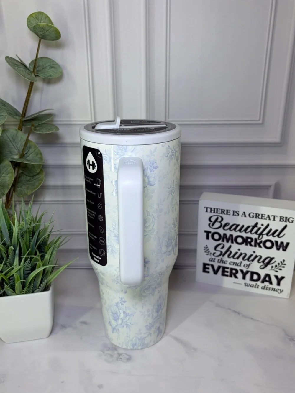 HydroJug Cherish 32oz Traveler BNWT